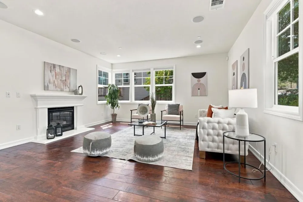 39 Live Oak Drive San Mateo, CA 94403