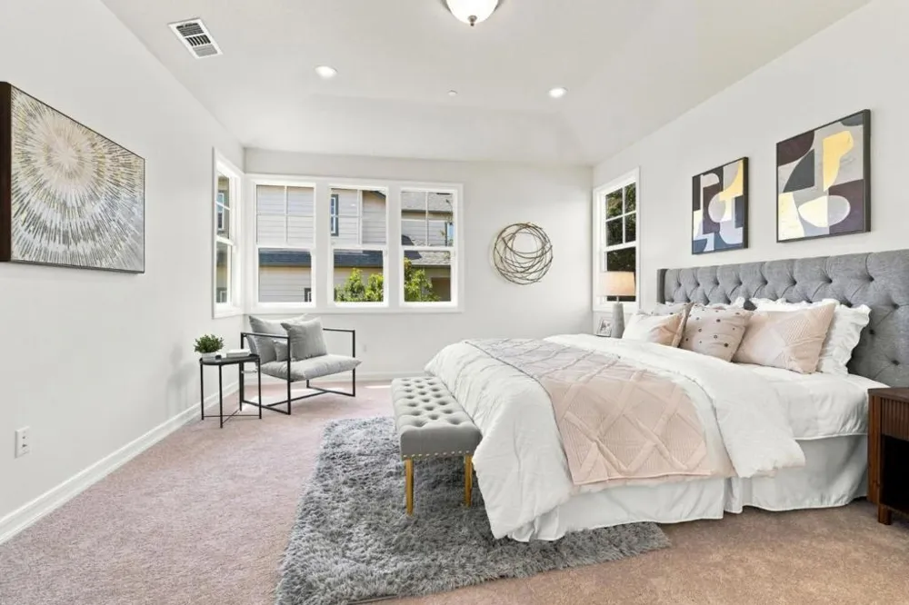39 Live Oak Drive San Mateo, CA 94403
