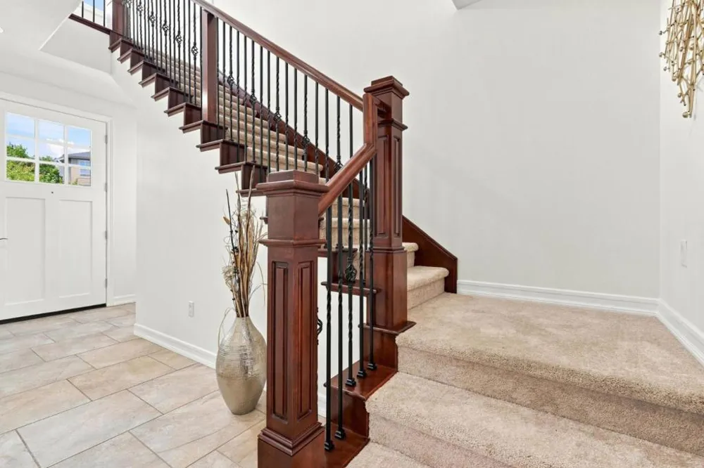 39 Live Oak Drive San Mateo, CA 94403