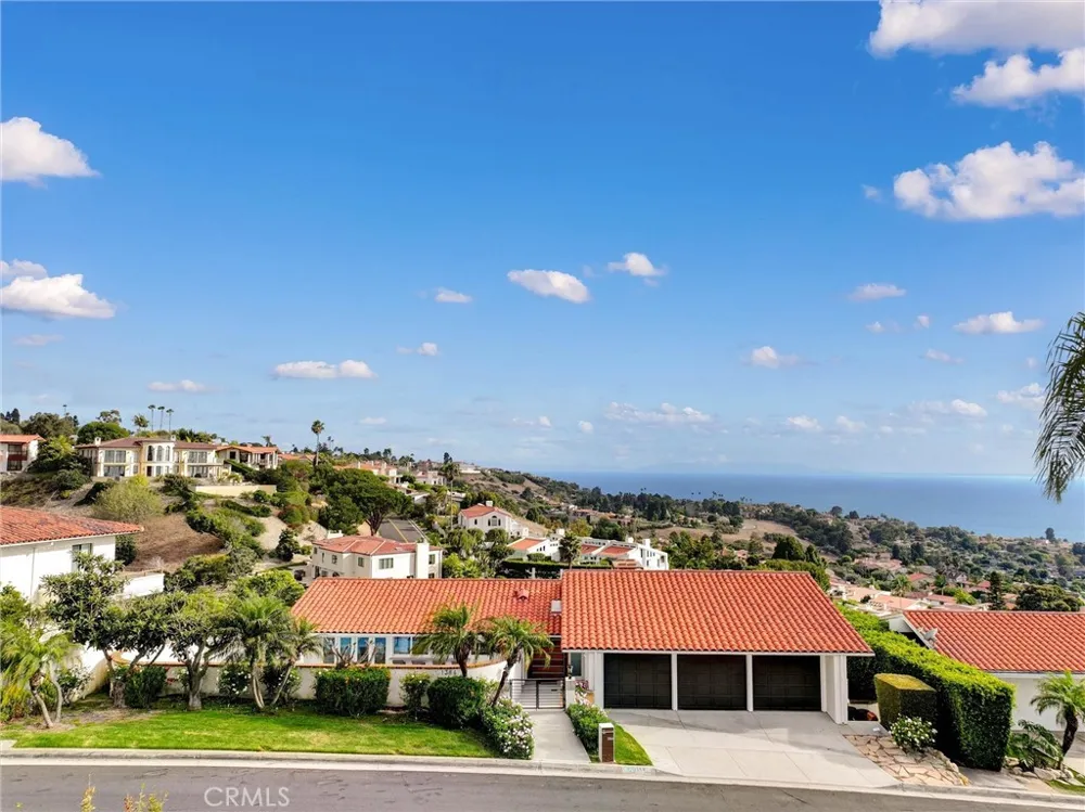 1384 Via Romero Palos Verdes Estates, CA 90274