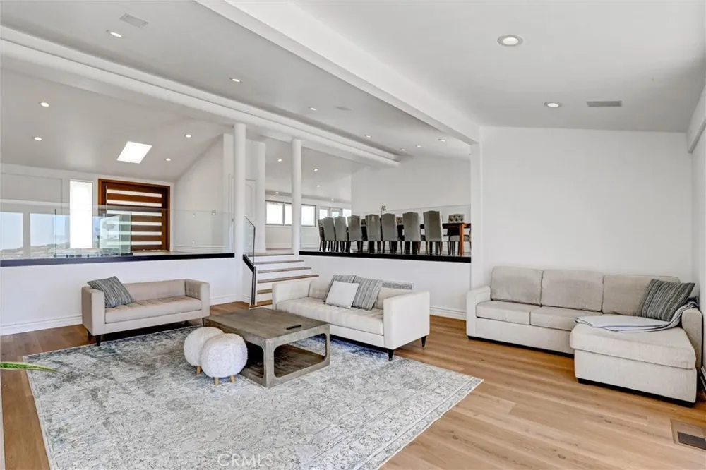 1384 Via Romero Palos Verdes Estates, CA 90274