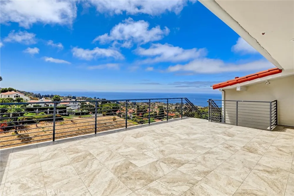 1384 Via Romero Palos Verdes Estates, CA 90274