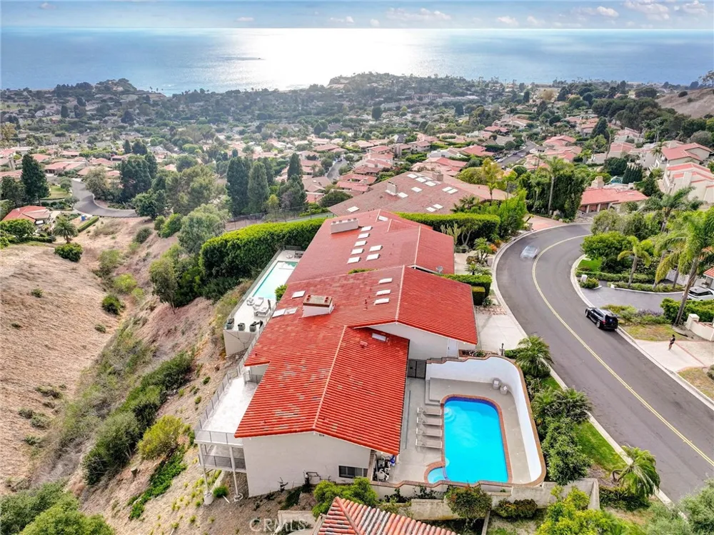 1384 Via Romero Palos Verdes Estates, CA 90274