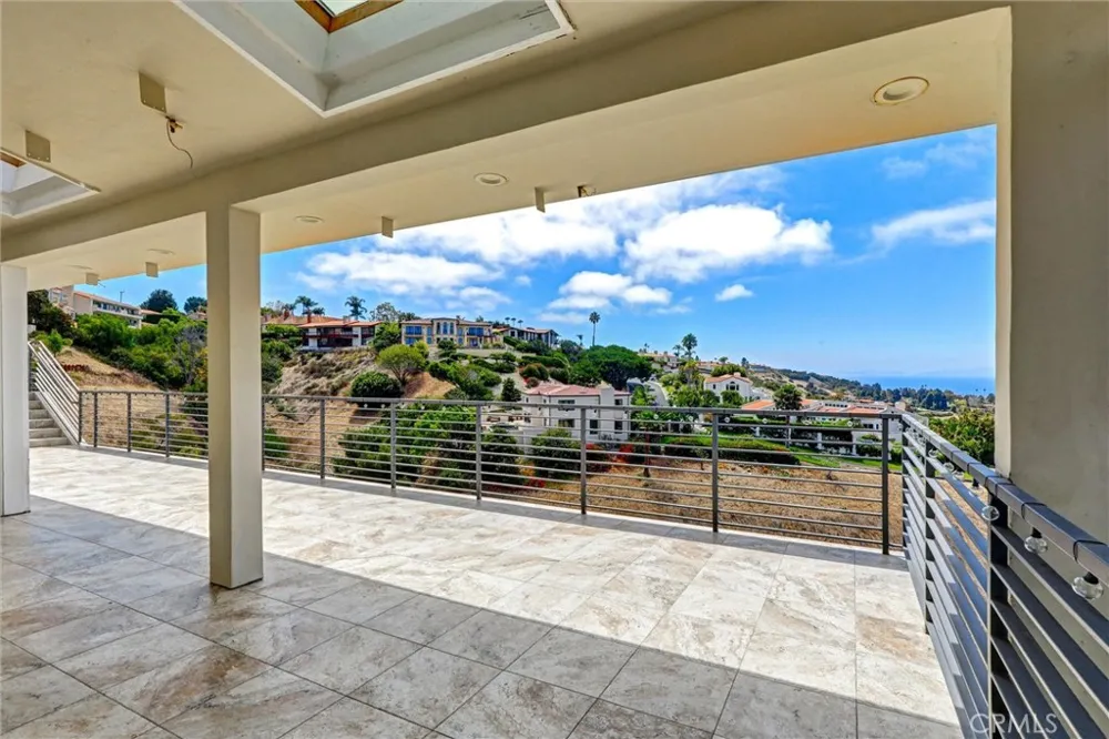1384 Via Romero Palos Verdes Estates, CA 90274