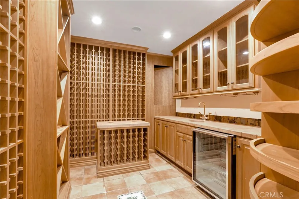 1384 Via Romero Palos Verdes Estates, CA 90274