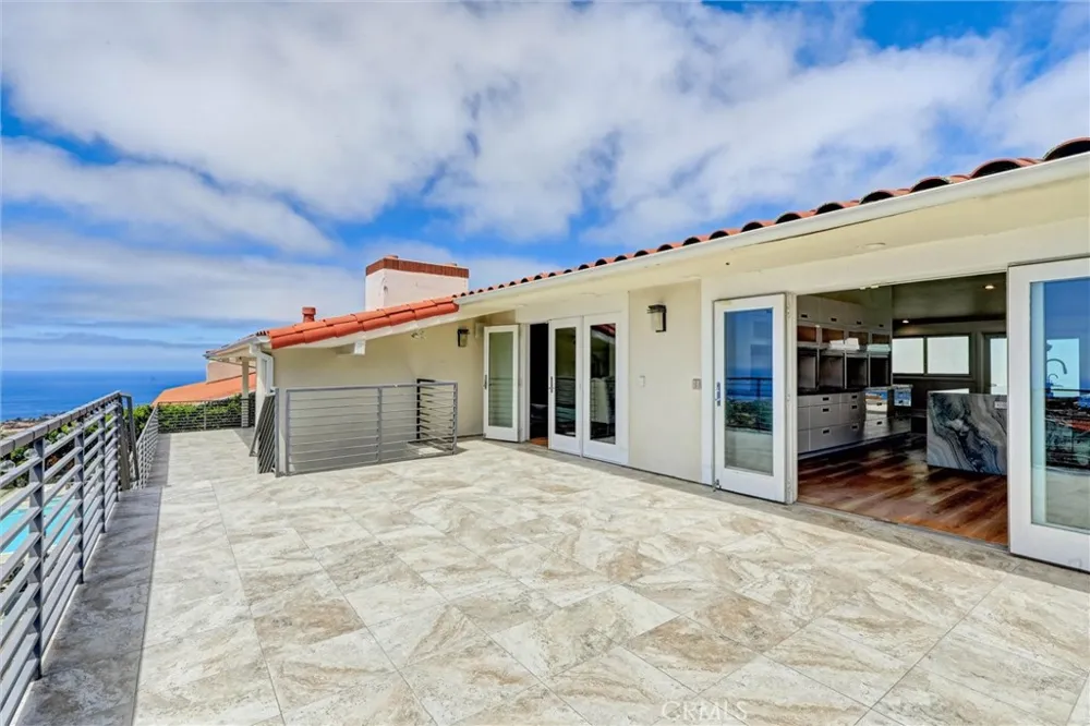 1384 Via Romero Palos Verdes Estates, CA 90274