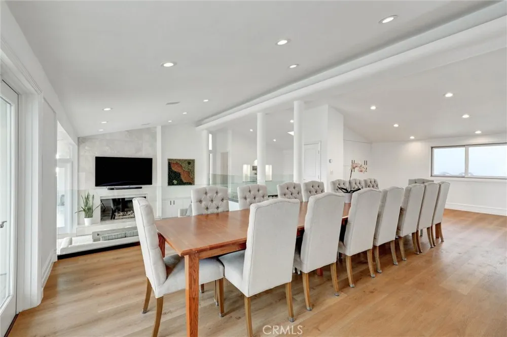 1384 Via Romero Palos Verdes Estates, CA 90274