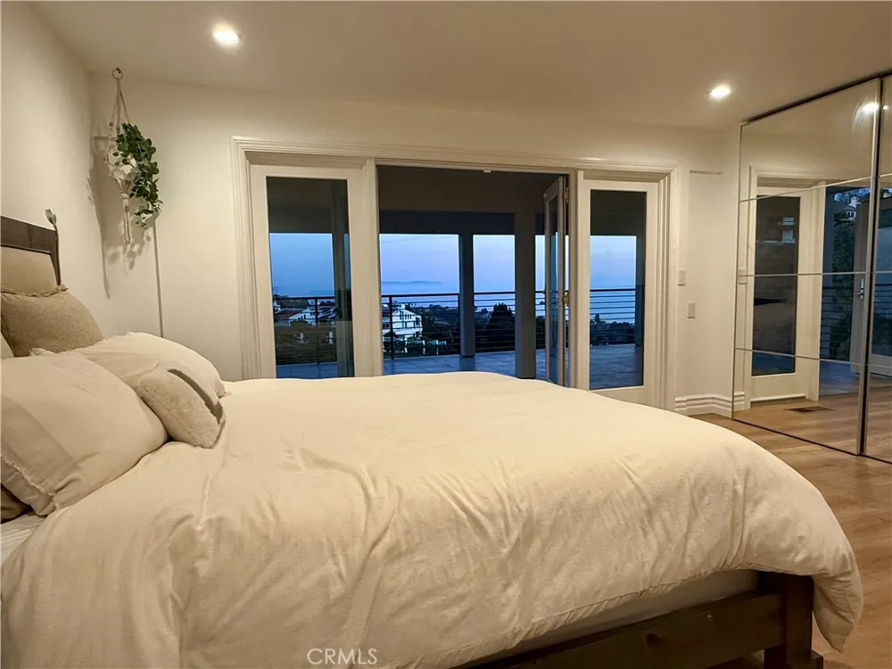 1384 Via Romero Palos Verdes Estates, CA 90274