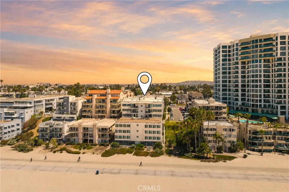 21 7th Place #510 Long Beach, CA 90802