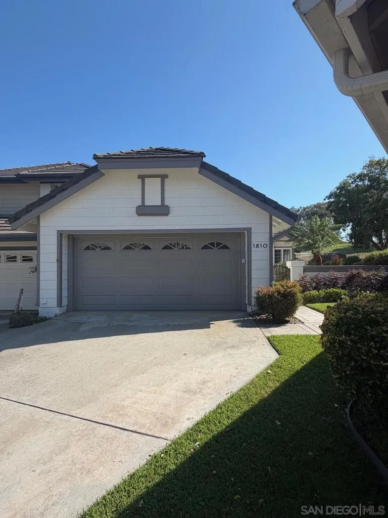 1810 Spyglass Vista, CA 92081