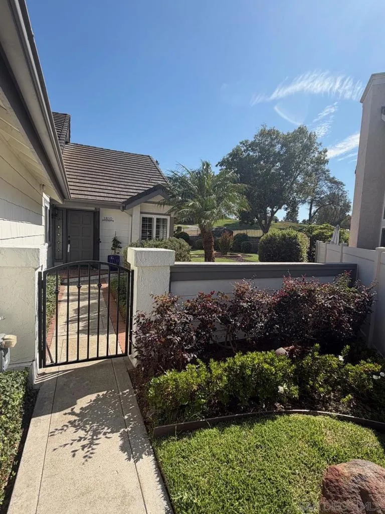 1810 Spyglass Vista, CA 92081