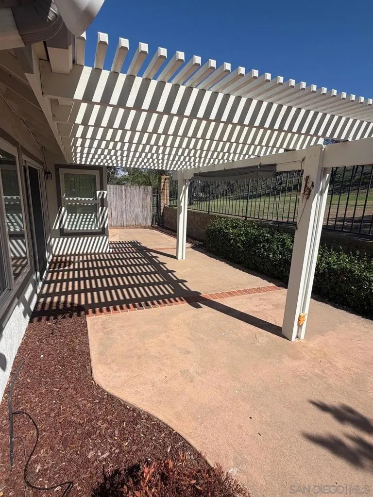 1810 Spyglass Vista, CA 92081