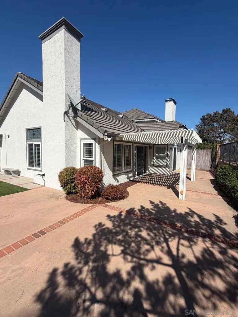1810 Spyglass Vista, CA 92081