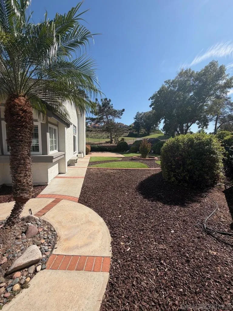 1810 Spyglass Vista, CA 92081
