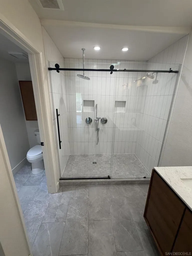 1810 Spyglass Vista, CA 92081