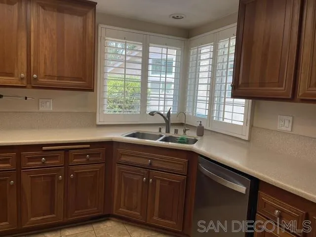 1810 Spyglass Vista, CA 92081