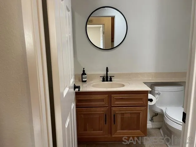 1810 Spyglass Vista, CA 92081