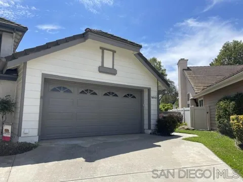1810 Spyglass