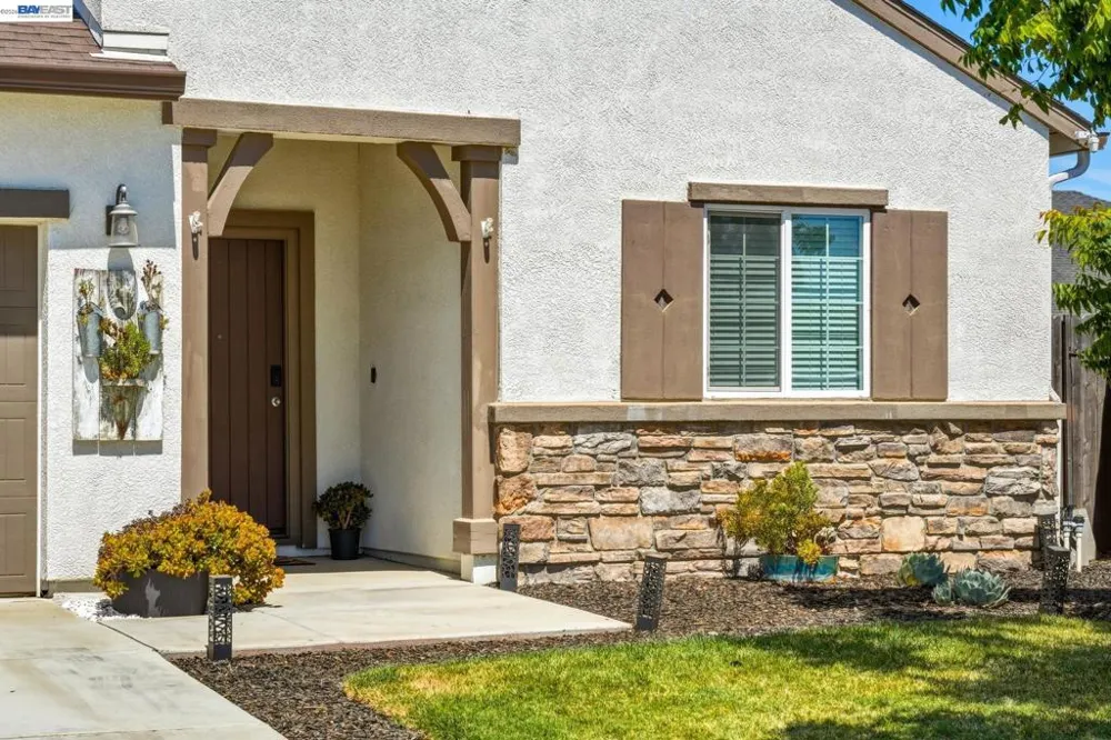 726 Sudbrook Ct Patterson, CA 95363