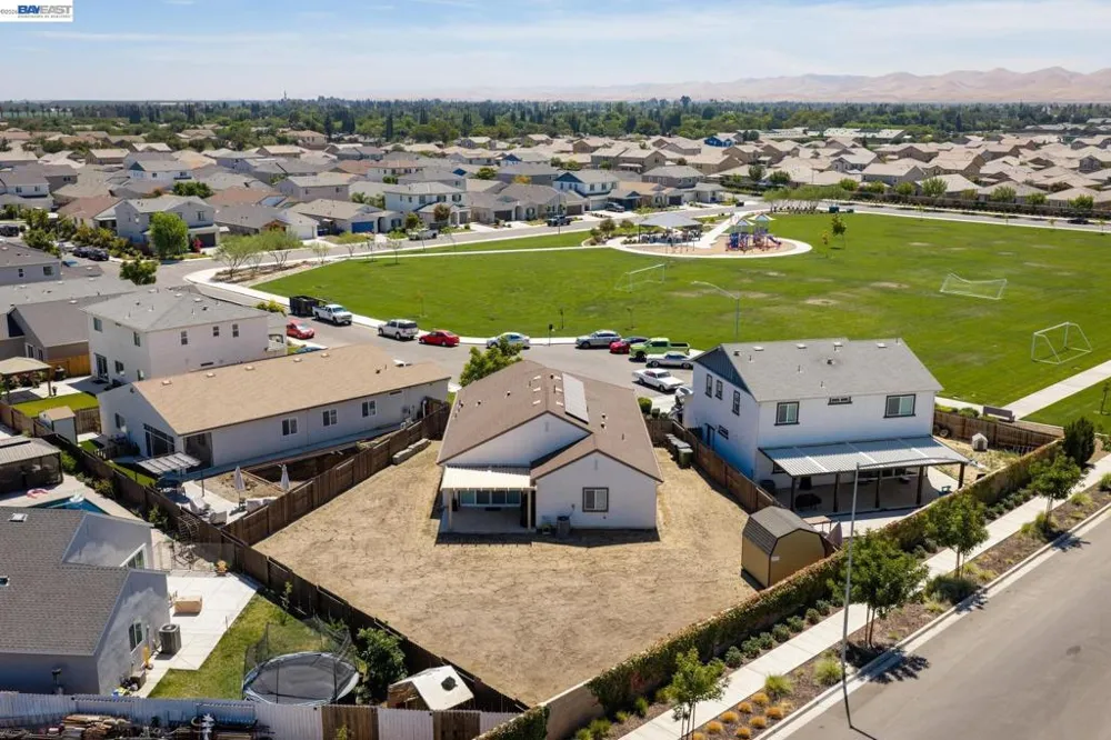726 Sudbrook Ct Patterson, CA 95363