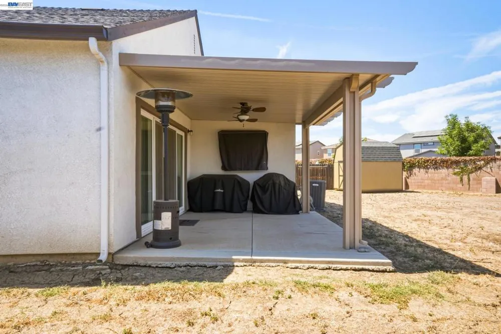 726 Sudbrook Ct Patterson, CA 95363