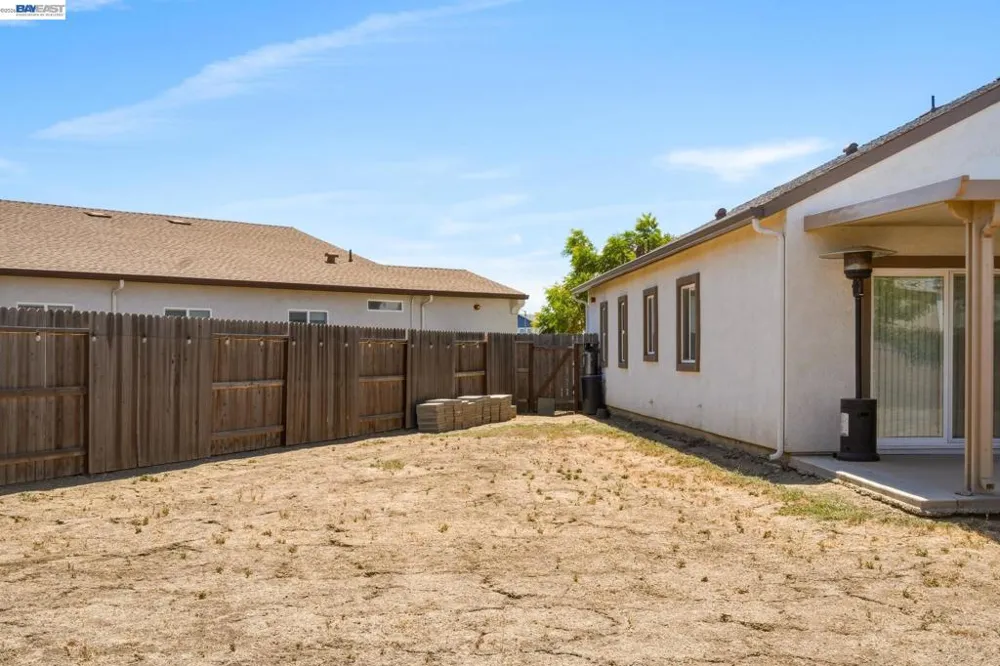 726 Sudbrook Ct Patterson, CA 95363