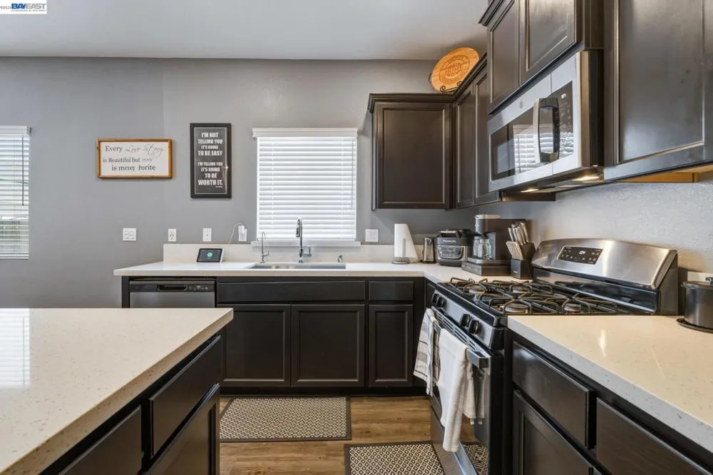 726 Sudbrook Ct Patterson, CA 95363