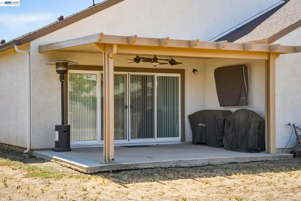 726 Sudbrook Ct Patterson, CA 95363