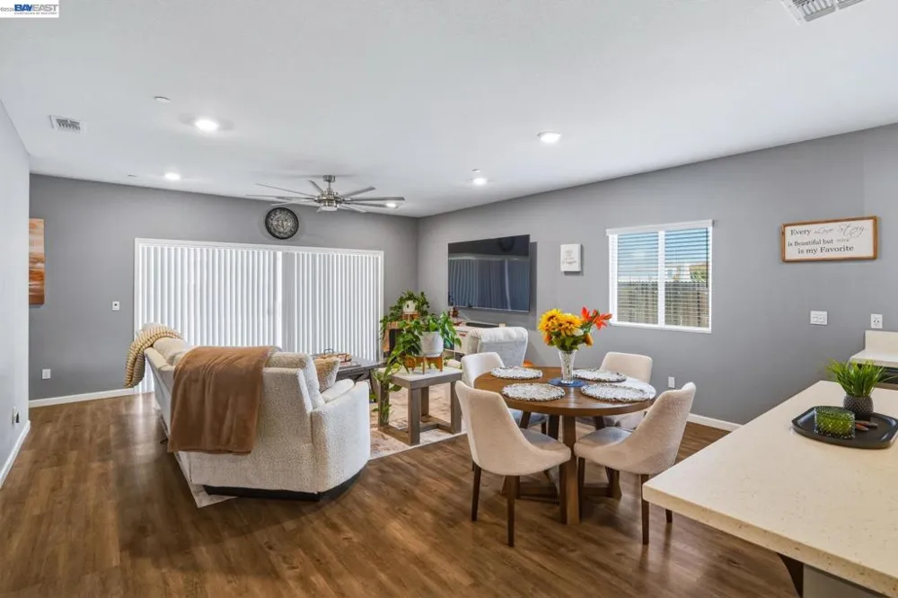 726 Sudbrook Ct Patterson, CA 95363