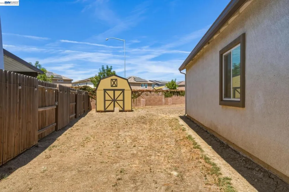 726 Sudbrook Ct Patterson, CA 95363