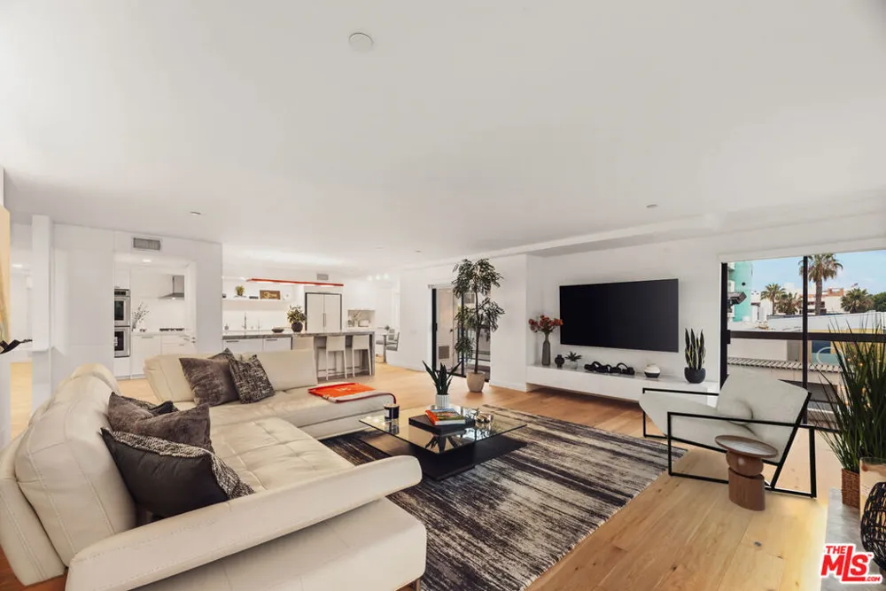 1133 5th Street #204 Santa Monica, CA 90403