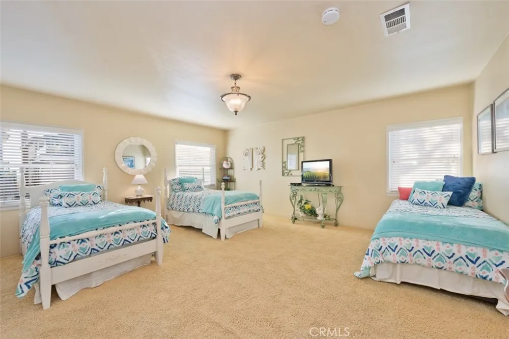 1128 E Balboa Newport Beach, CA 92661