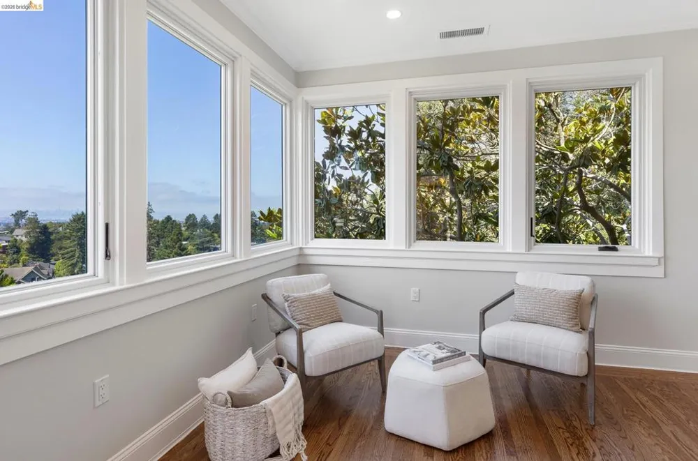 249 The Uplands Berkeley, CA 94705