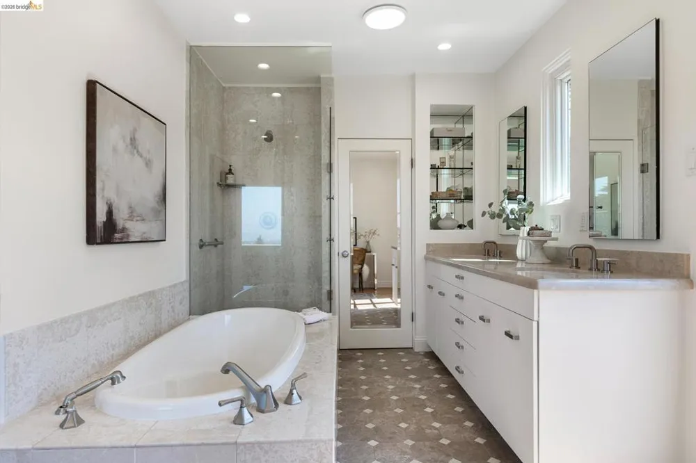 249 The Uplands Berkeley, CA 94705
