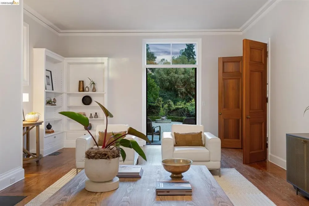 249 The Uplands Berkeley, CA 94705