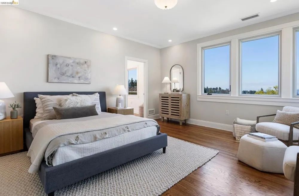 249 The Uplands Berkeley, CA 94705