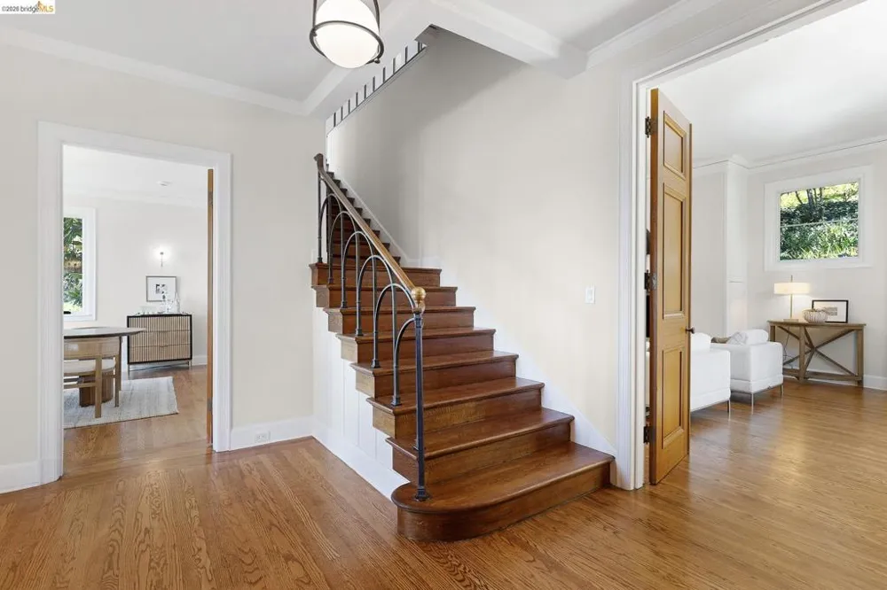 249 The Uplands Berkeley, CA 94705