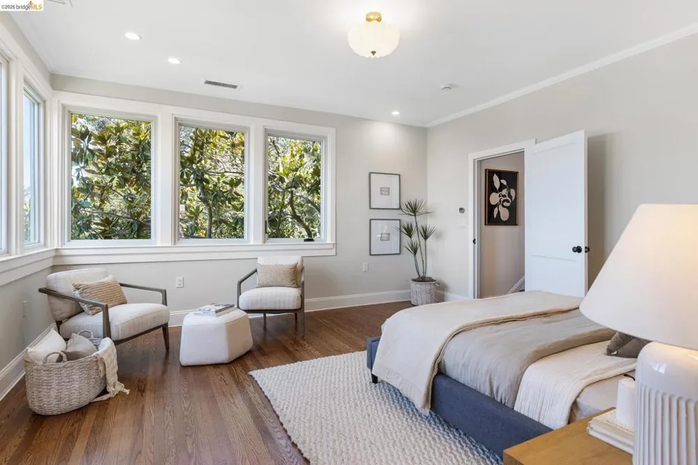 249 The Uplands Berkeley, CA 94705