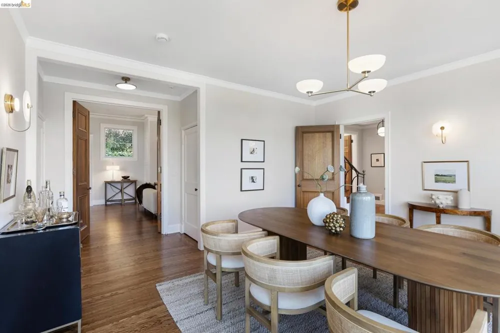 249 The Uplands Berkeley, CA 94705