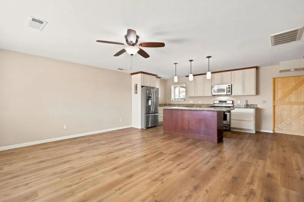 521 Oregon Street Manteca, CA 95337
