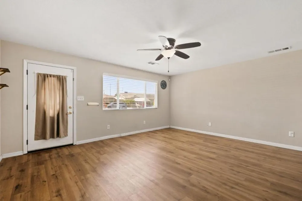 521 Oregon Street Manteca, CA 95337