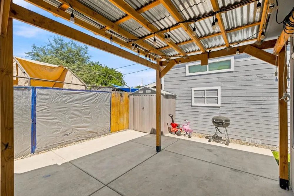 521 Oregon Street Manteca, CA 95337