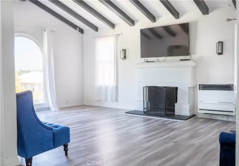 3208 W 74th Street