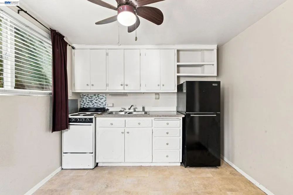868 Videll St San Lorenzo, CA 94580