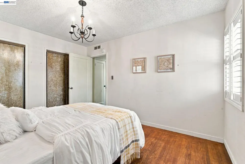 868 Videll St San Lorenzo, CA 94580
