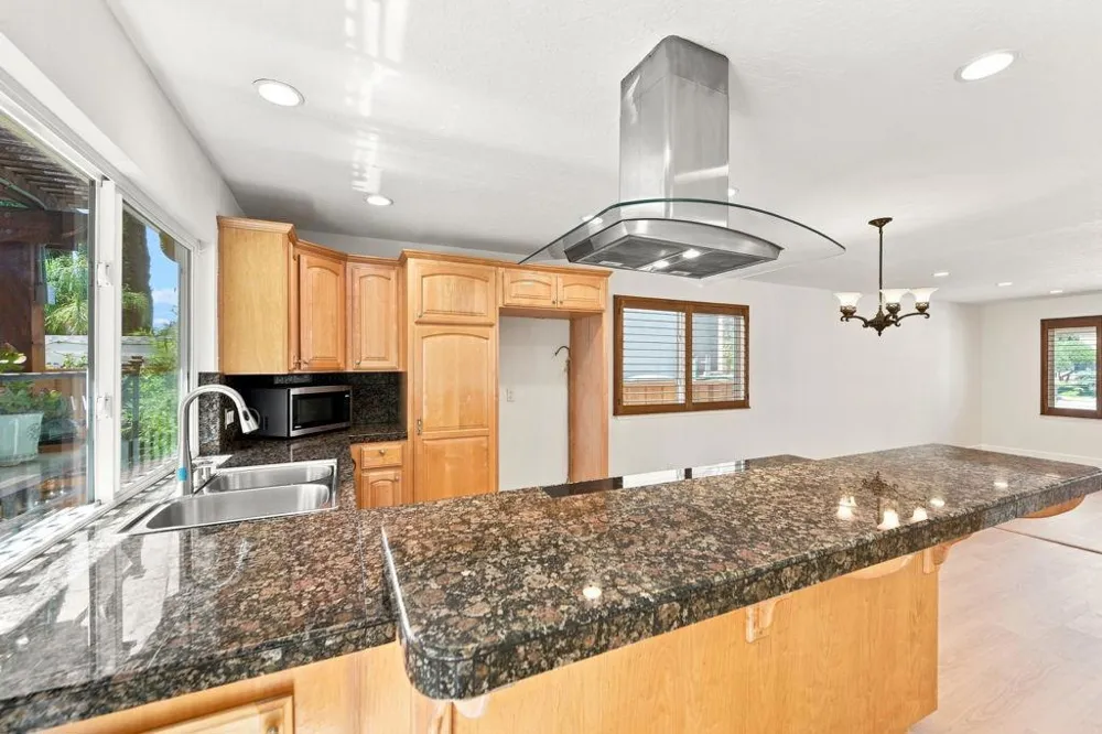 2950 Silver San Jose, CA 95135