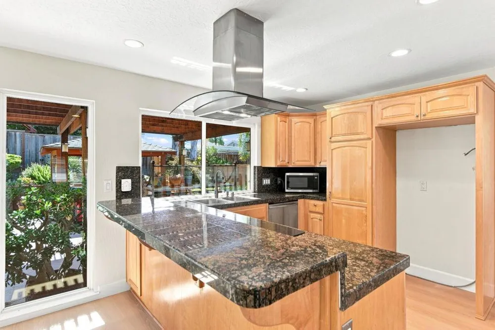 2950 Silver San Jose, CA 95135