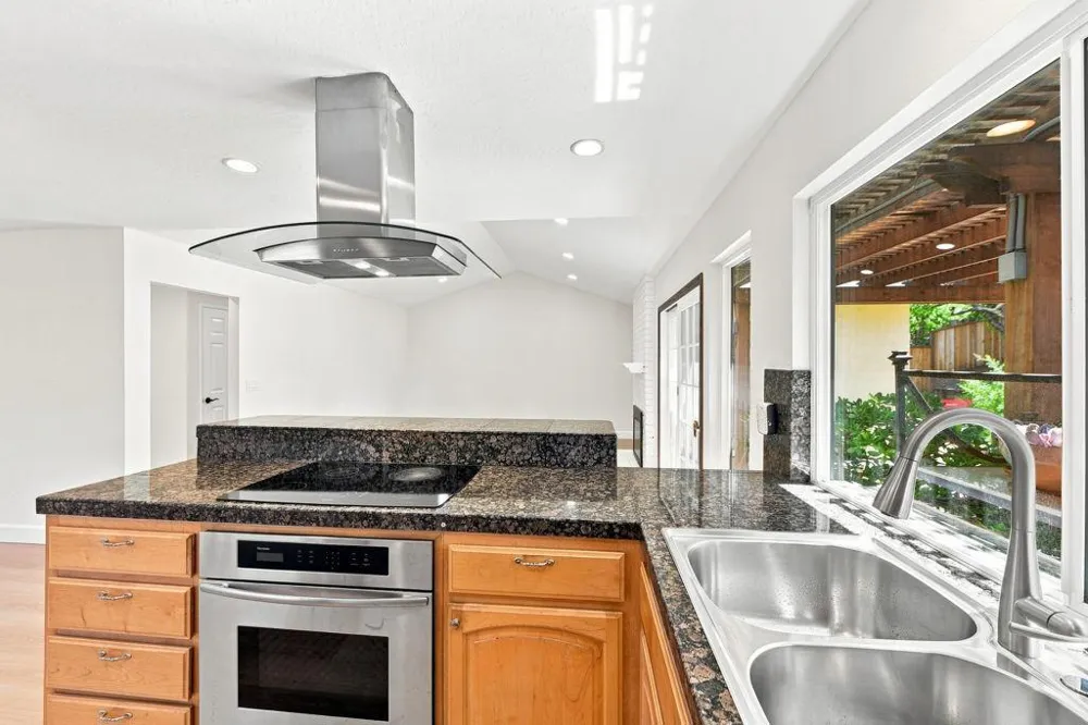 2950 Silver San Jose, CA 95135