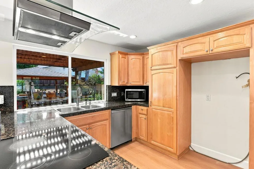 2950 Silver San Jose, CA 95135