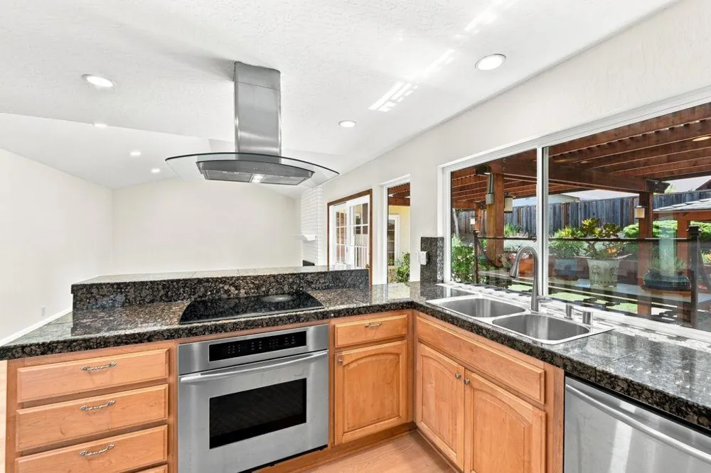 2950 Silver San Jose, CA 95135